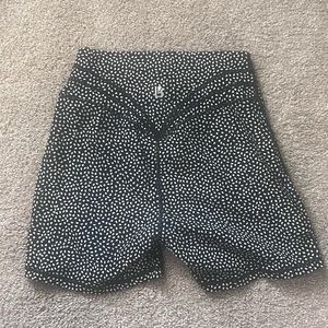 Buffbunny Workout shorts 4” inseam. Small.